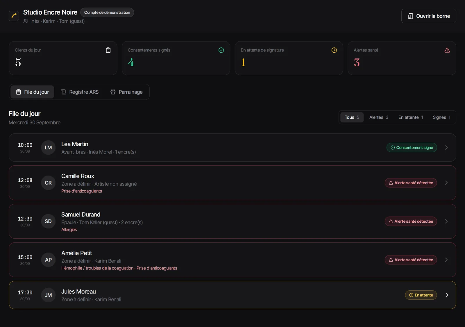 Dashboard studio : file du jour et artistes